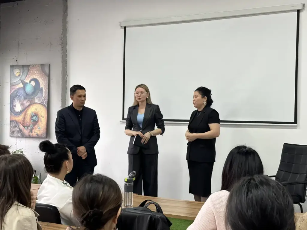 Гостиная НПО: в Астане укрепляют диалог между НПО, государством и бизнесом