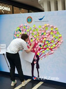 В Астане прошла акция «Дерево семейных ценностей»